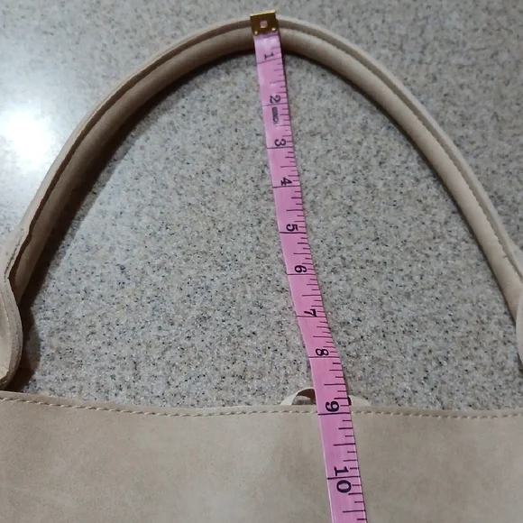 Chic Fringe Beige Shoulder Bag - Picture 5 of 10